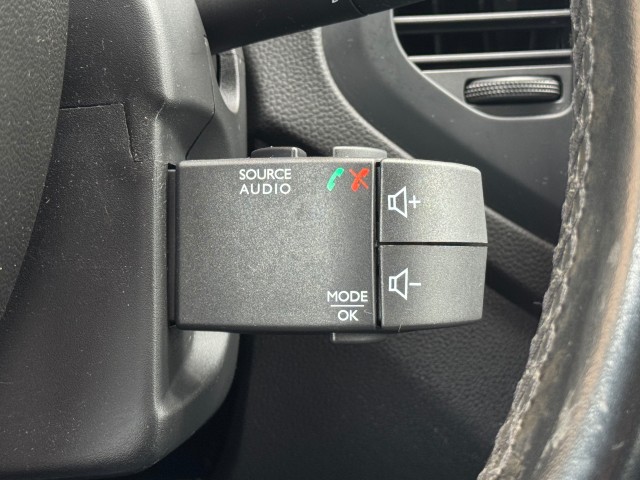 RENAULT CAPTUR 1.3 TCe INTENS 150pk AUTOMAAT R-LINK , Autobedrijf Gert van Keulen, Bathmen