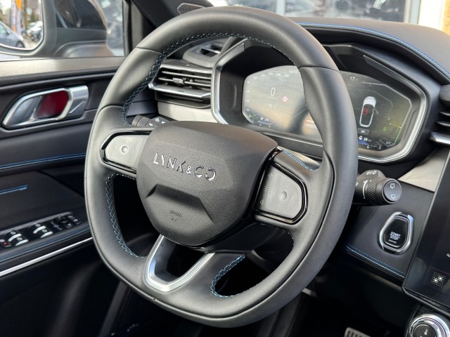 LYNK EN CO 01 1.5 PHEV 261PK BLACK-EDITION PANO/ACC/LMV/360CAMERA/NL-AUTO/1EIG., Autobedrijf Gert van Keulen, Bathmen