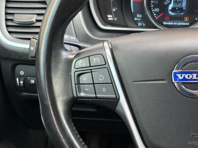 VOLVO V40 1.6 T2 MOMENTUM NAVI/LMV, Autobedrijf Gert van Keulen, Bathmen