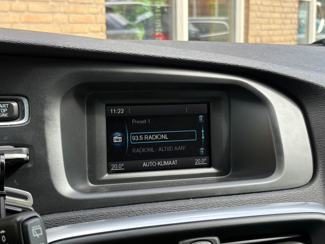 VOLVO V40 1.6 T2 MOMENTUM NAVI/LMV, Autobedrijf Gert van Keulen, Bathmen