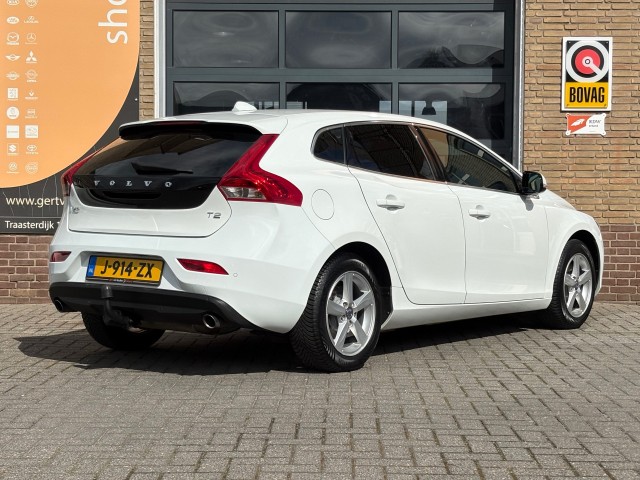 VOLVO V40 1.6 T2 MOMENTUM NAVI/LMV, Autobedrijf Gert van Keulen, Bathmen