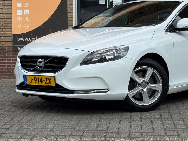 VOLVO V40 1.6 T2 MOMENTUM NAVI/LMV, Autobedrijf Gert van Keulen, Bathmen