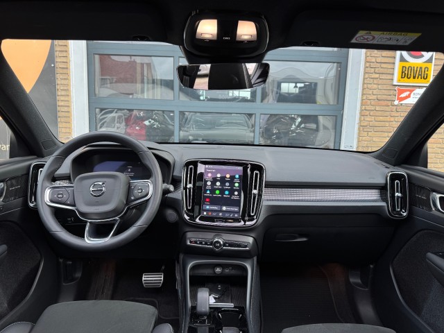 VOLVO XC40 RECHARGE PRO 70KWh PANODAK/2-TONE/LED/CARPLAY/NL-AUTO/1E EIG., Autobedrijf Gert van Keulen, Bathmen