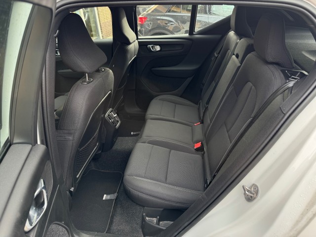 VOLVO XC40 RECHARGE CORE 70 KWh 2-TONE/NL-AUTO/1E EIG. , Autobedrijf Gert van Keulen, Bathmen