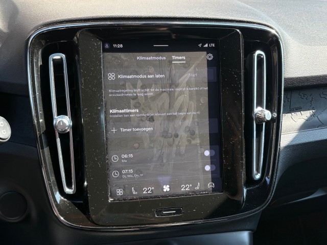 VOLVO XC40 RECHARGE CORE 70 KWh 2-TONE/NL-AUTO/1E EIG. , Autobedrijf Gert van Keulen, Bathmen