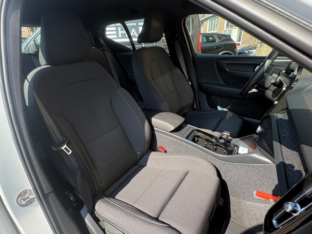 VOLVO XC40 RECHARGE CORE 70 KWh 2-TONE/NL-AUTO/1E EIG. , Autobedrijf Gert van Keulen, Bathmen