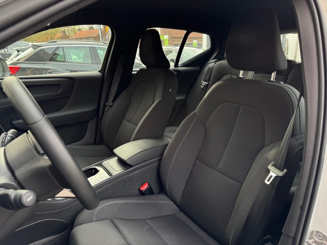 VOLVO XC40 RECHARGE CORE 70 KWh 2-TONE/NL-AUTO/1E EIG. , Autobedrijf Gert van Keulen, Bathmen