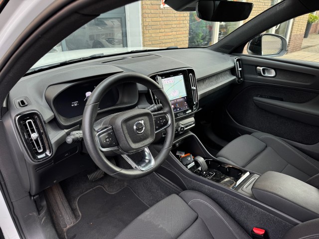 VOLVO XC40 RECHARGE CORE 70 KWh 2-TONE/NL-AUTO/1E EIG. , Autobedrijf Gert van Keulen, Bathmen