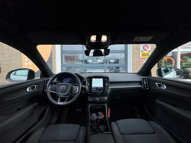 VOLVO XC40 RECHARGE CORE 70 KWh 2-TONE/NL-AUTO/1E EIG. , Autobedrijf Gert van Keulen, Bathmen