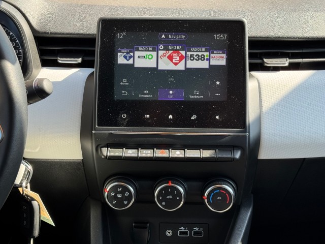 RENAULT CLIO 1.0 TCe 90 EVOLUTION CARPLAY/NL-AUTO/1E EIG. , Autobedrijf Gert van Keulen, Bathmen