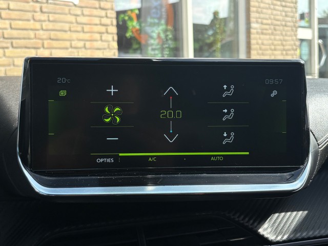 PEUGEOT 208 1.2 GT PACK 5-DEURS/NL-AUTO/1E EIG./28.000 KM!, Autobedrijf Gert van Keulen, Bathmen