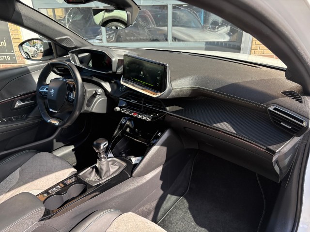 PEUGEOT 208 1.2 GT PACK 5-DEURS/NL-AUTO/1E EIG./28.000 KM!, Autobedrijf Gert van Keulen, Bathmen