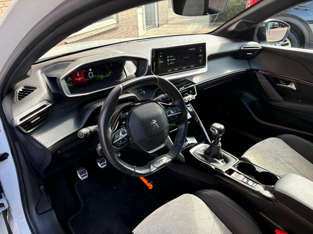 PEUGEOT 208 1.2 GT PACK 5-DEURS/NL-AUTO/1E EIG./28.000 KM!, Autobedrijf Gert van Keulen, Bathmen