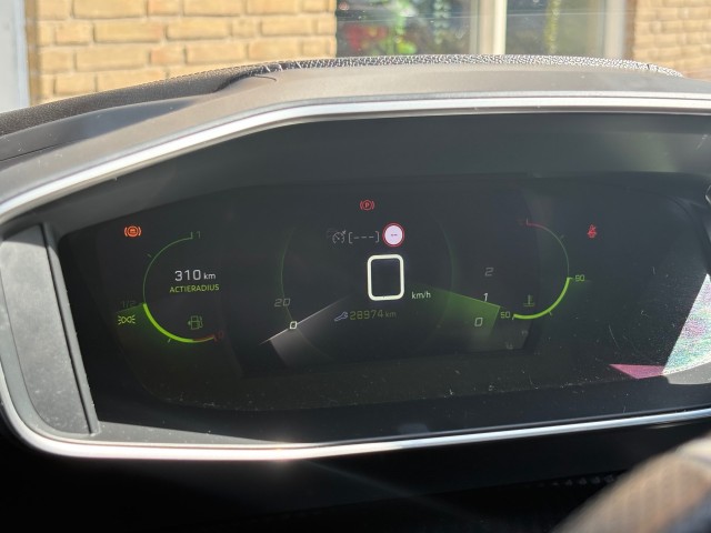 PEUGEOT 208 1.2 GT PACK 5-DEURS/NL-AUTO/1E EIG./28.000 KM!, Autobedrijf Gert van Keulen, Bathmen