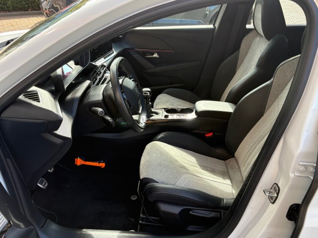 PEUGEOT 208 1.2 GT PACK 5-DEURS/NL-AUTO/1E EIG./28.000 KM!, Autobedrijf Gert van Keulen, Bathmen