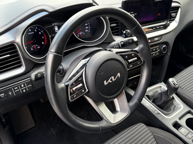 KIA CEED 1.5 T-GDI DYNAMICLINE TREKHAAK 2023!, Autobedrijf Gert van Keulen, Bathmen