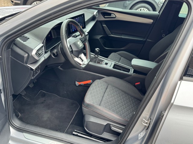 SEAT LEON 1.5 TSI FR BUSINESS INTENSE  FULL OPTIONS!, Autobedrijf Gert van Keulen, Bathmen