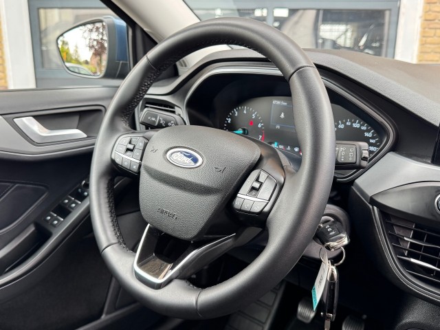 FORD FOCUS 1.0 ECOBOOST HYBRIDE 125PK CONNECTED TREKHAAK 67.000KM!, Autobedrijf Gert van Keulen, Bathmen