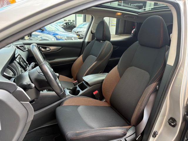 NISSAN QASHQAI 1.3 DIG-T N-MOTION PANO/NAVI, Autobedrijf Gert van Keulen, Bathmen