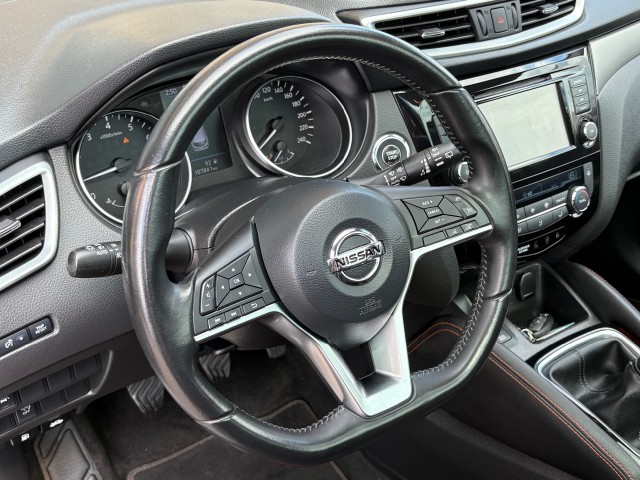 NISSAN QASHQAI 1.3 DIG-T N-MOTION PANO/NAVI, Autobedrijf Gert van Keulen, Bathmen