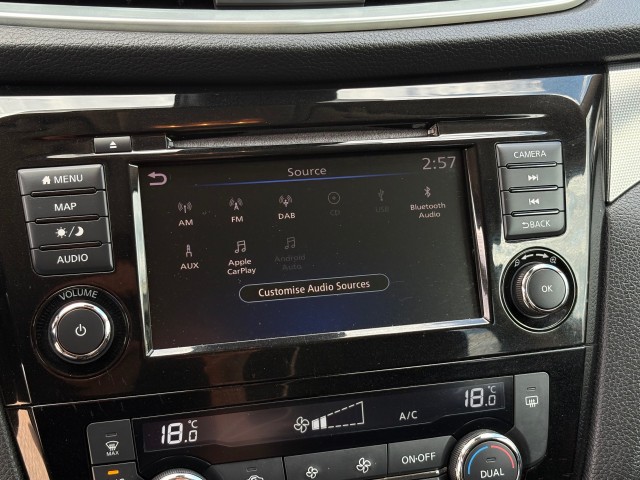 NISSAN QASHQAI 1.3 DIG-T N-MOTION PANO/NAVI, Autobedrijf Gert van Keulen, Bathmen