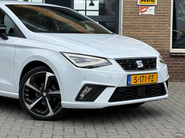 SEAT IBIZA 1.0 ECOTSI FR BUSINESS INTENSE FULL OPTIONS 2023!, Autobedrijf Gert van Keulen, Bathmen