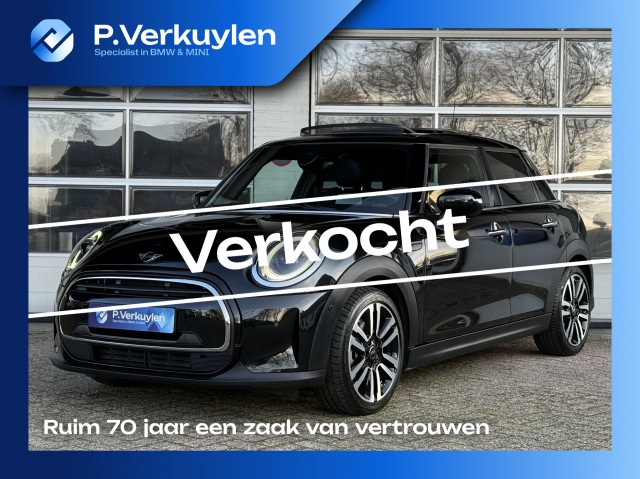 Mini Mini - 1.5 Cooper Classic   HARMAN KARDON   SPORTSTOELEN   PANORAMA   CAMERA   18 INCH VELGEN   HEAD UP  