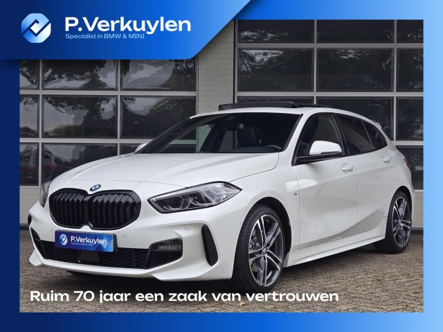 Bmw 1-serie - 118i High M SPORT   PANORAMA   CAMERA   LEDER   SPORTSTOELEN   18 INCH LM VELGEN   TREKHAAK  