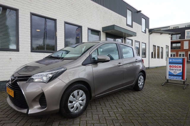 TOYOTA YARIS 1.0 VVT-I ASPIRATION Clima Navi Camera 5 drs , Bosch Car Service Palsgraaf, Rhoon