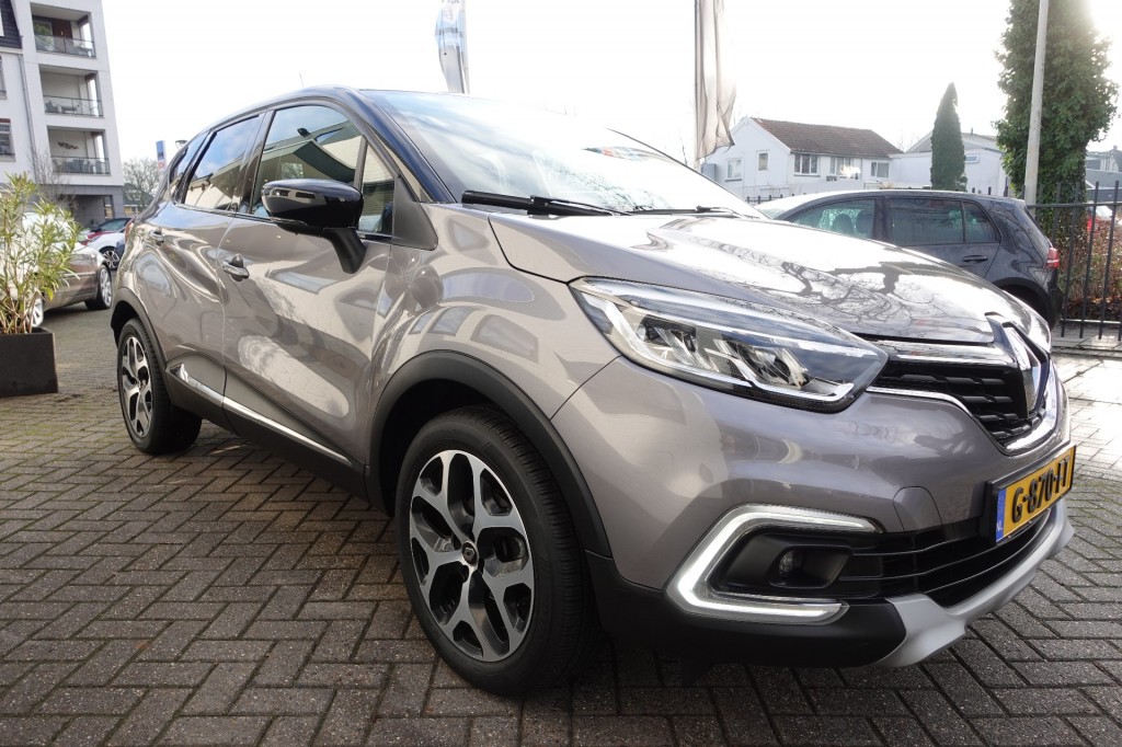 RENAULT, CAPTUR
