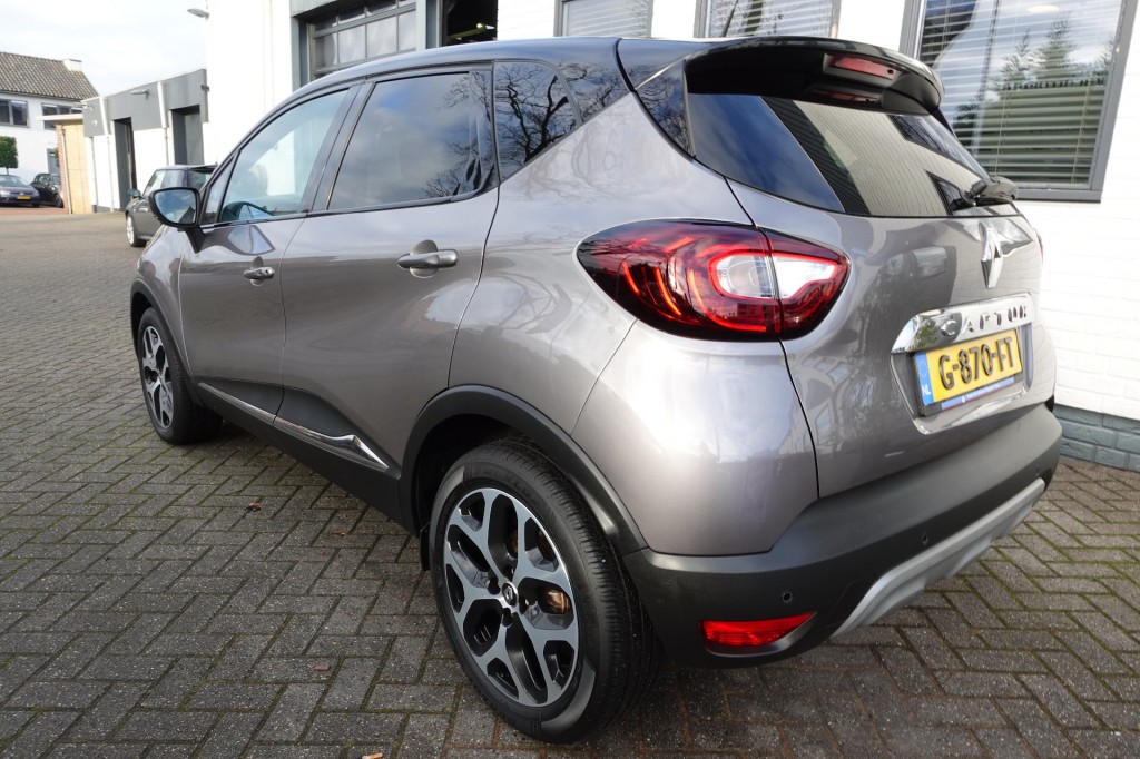 RENAULT, CAPTUR