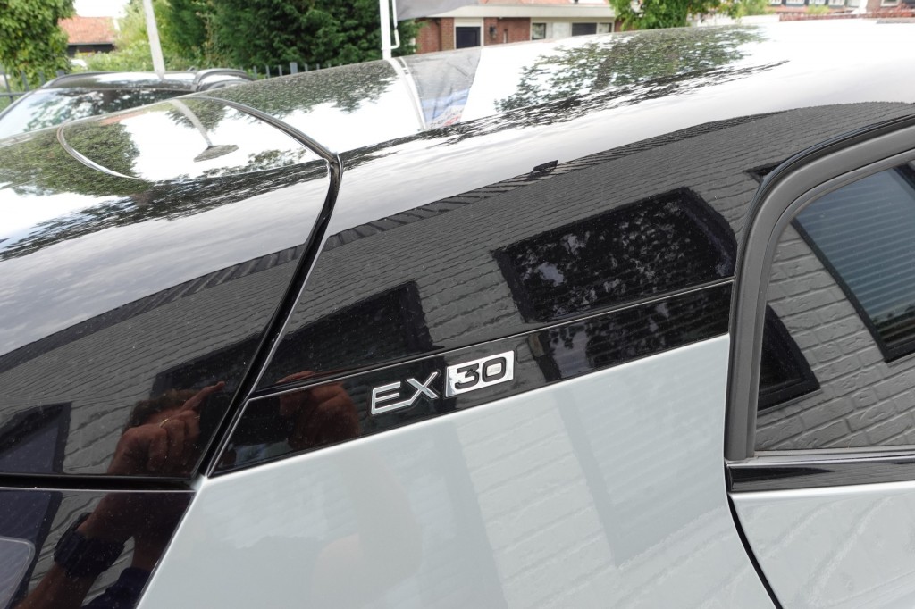 VOLVO, EX30