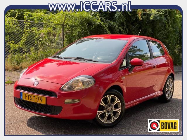 FIAT PUNTO EVO 0.9 Twinair - Navi - Airco - trekhaak - 2014 !!!, Autobedrijf I.C Cars, Wezep