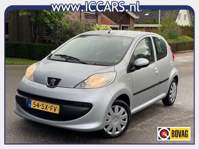 PEUGEOT 107
