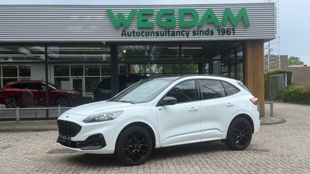 FORD KUGA 2.5 PHEV ST-LINE X / BLACK PACK / Trekhaak+driver+Winter+trekhaak, WEGDAM Autoconsultancy, Losser