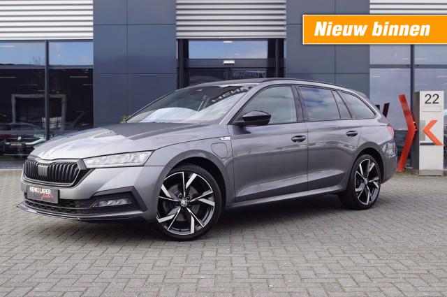Skoda Octavia - Combi 1.4 TSI iV 204pk Sportline/Panodak/Sportstoelen elektr./ ACC/DCC/Head-up/AppConnect