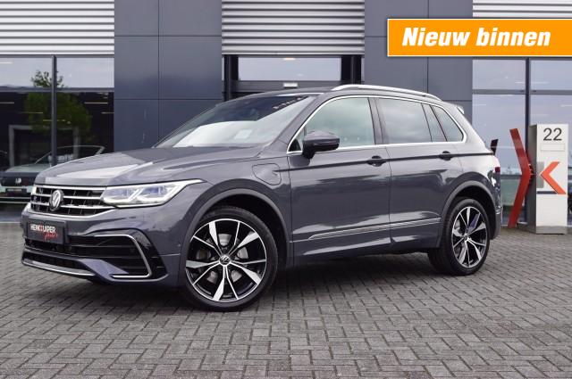Volkswagen Tiguan - 1.4  e-Hybrid R-Line 245pk/ Panodak /Trekhaak /DCC / ACC /Navi Pro /Head-up/360gr. Camera/IQ LED/AppConnect