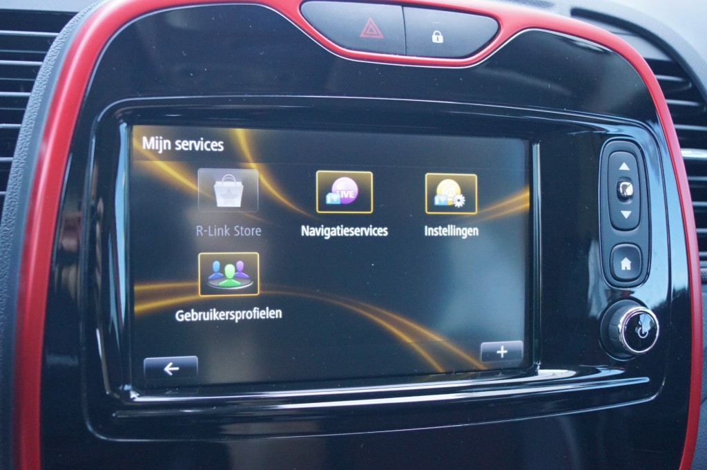 RENAULT, CAPTUR