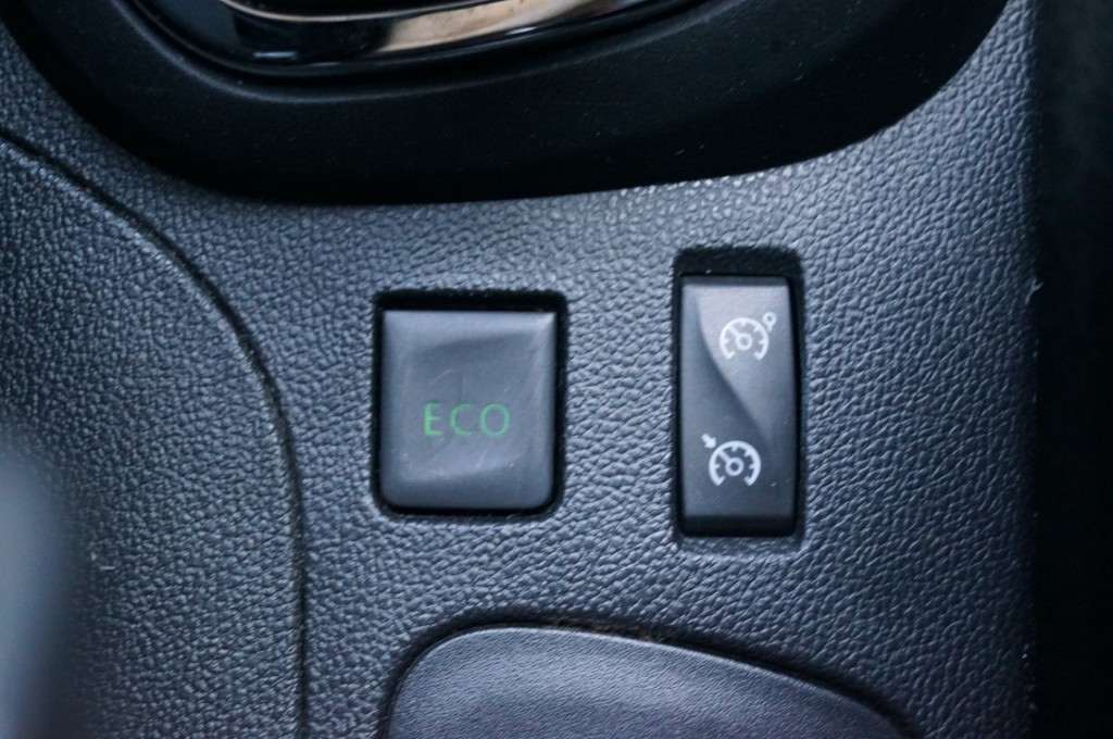 RENAULT, CAPTUR