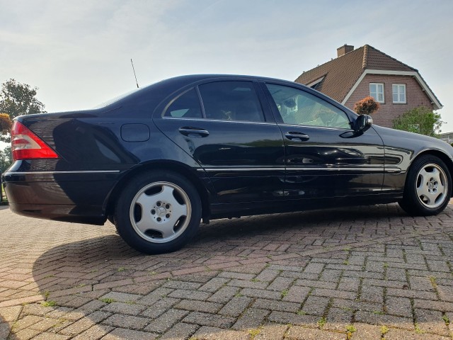 MERCEDES-BENZ C-KLASSE 280 ELEGANCE Autobedrijf Koos Pellegrom, 4181 PS Waardenburg