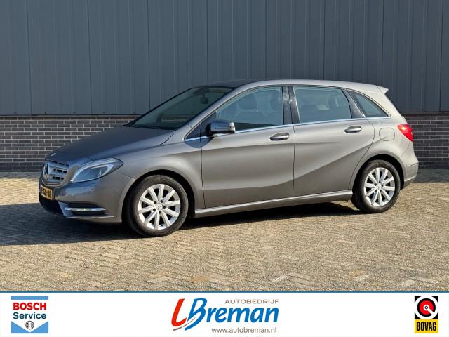 MERCEDES-BENZ B-KLASSE 180 AMBITION  Automaat LEDER trekhaak, Autobedrijf Breman, Genemuiden