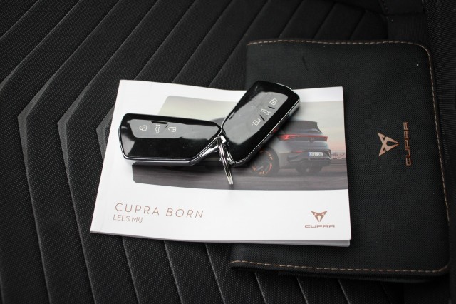 CUPRA BORN Business 62 kWh - Carplay, Camera, Stoel/Stuur verwarm., Autobedrijf Zieleman, Nieuwleusen