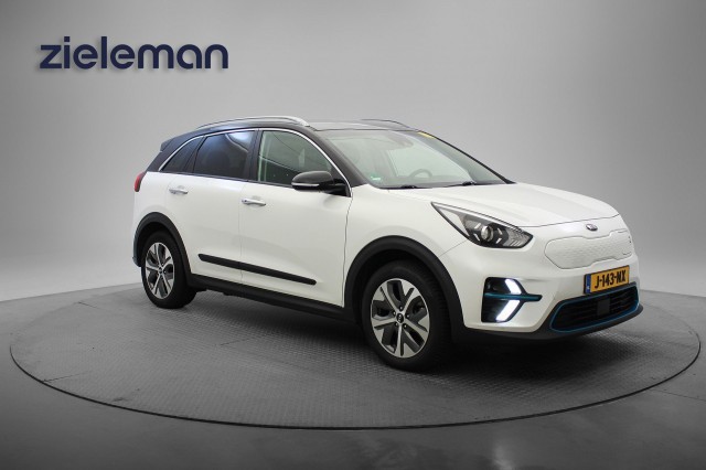 Kia Niro - E-Niro DynamicLine 64 kWh - Carplay, Camera, Stuur/Stoelverw. SOH 90%