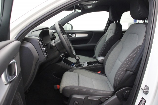 VOLVO XC40 1.5 T2 Momentum - , Autobedrijf Zieleman, Nieuwleusen