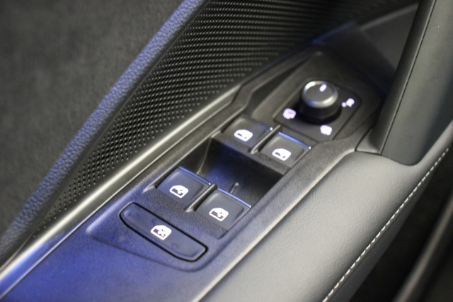 VOLKSWAGEN TAYRON 1.5 eTSI R-Line Edition 7 Persoons Automaat - , Autobedrijf Zieleman, Nieuwleusen