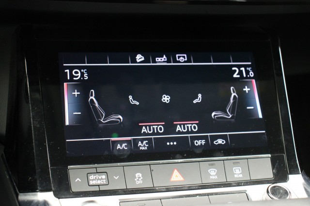 AUDI E-TRON 50 quattro edition 71 kWh - , Autobedrijf Zieleman, Nieuwleusen
