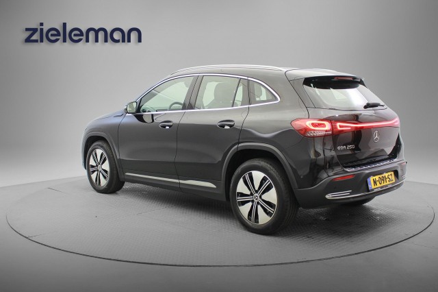 MERCEDES-BENZ EQA 250 Business Solution Luxury 67 kWh - , Autobedrijf Zieleman, Nieuwleusen