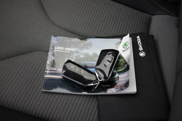 SKODA ENYAQ 60 - Carplay, Stoelverwaming, Cruise, Autobedrijf Zieleman, Nieuwleusen