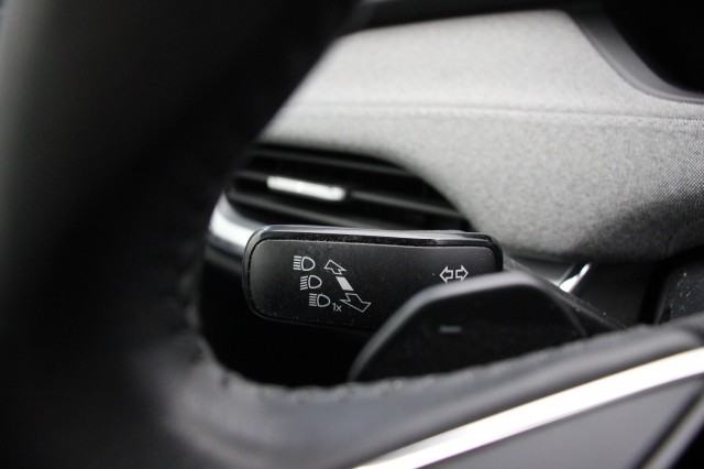 SKODA ENYAQ 60 - Carplay, Stoelverwaming, Cruise, Autobedrijf Zieleman, Nieuwleusen