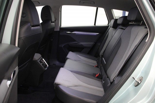 SKODA ENYAQ 60 - Carplay, Stoelverwaming, Cruise, Autobedrijf Zieleman, Nieuwleusen